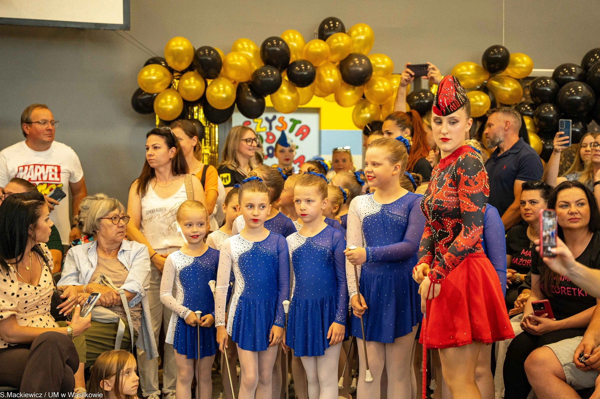 Widowiskowy koncert muzyczno-taneczny w Wasilkowie — zdjęcie 12